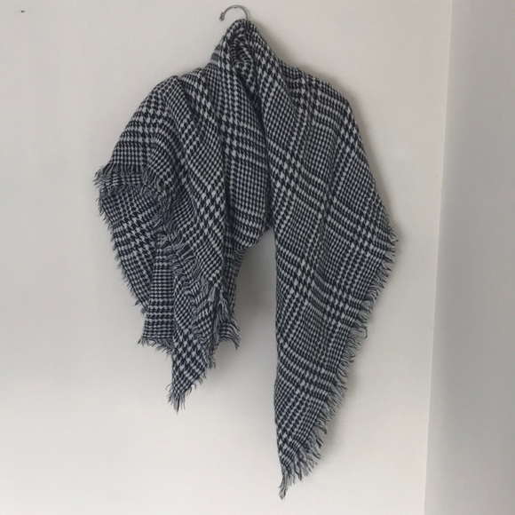 Cotton On Accessories - Houndstooth Print Large Blanket Scarf